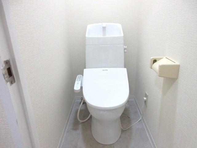 トイレ　洗浄トイレ新品交換済