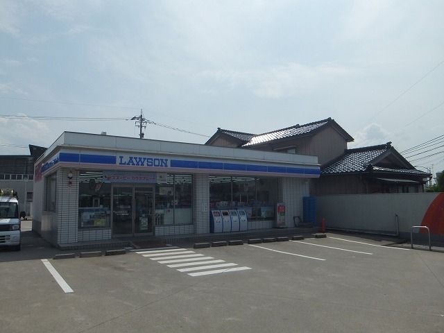 コンビニ　ローソン（コンビニ）まで900m