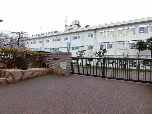 高校・高専　東京都立福生高等学校（高校・高専）まで876m