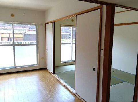 居室・リビング　アーバンハーモニー本屋敷３番館