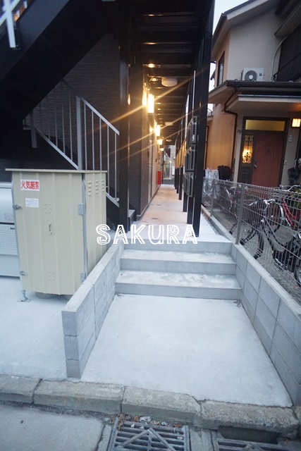 エントランス　管理の行き届いたエントランスです♪