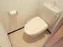 トイレ　ウォシュレット付きトイレです