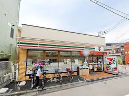 コンビニ　セブンイレブン 葛飾東四つ木3丁目店（コンビニ）まで176m