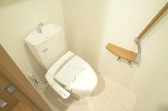 メゾンドバレーのトイレ写真