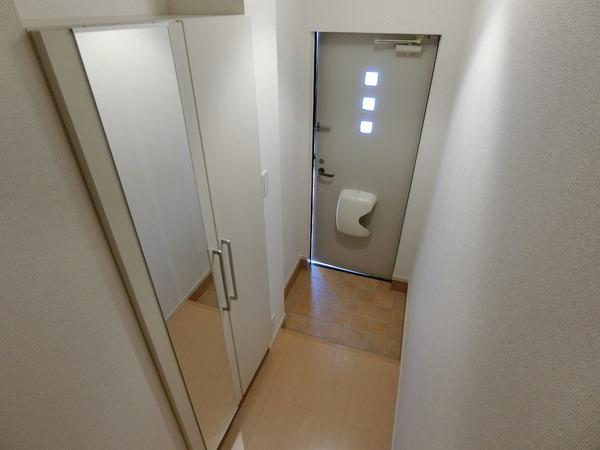 近鉄南大阪線 高鷲駅 徒歩5分 2階建 築12年の玄関写真