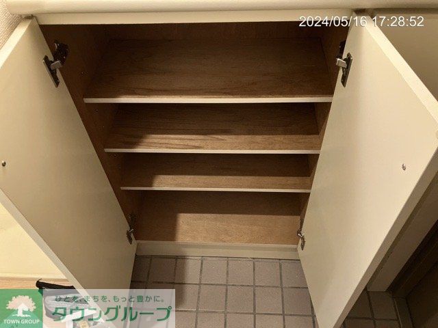収納　靴入