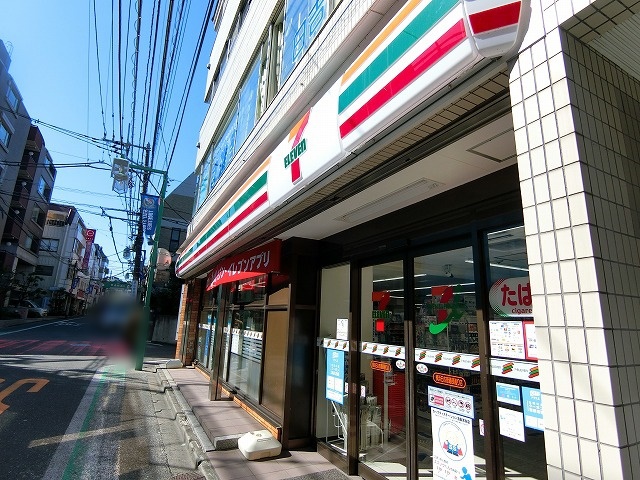 コンビニ　セブンイレブン（コンビニ）まで1179m