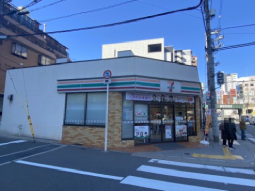 コンビニ　セブン-イレブン 大阪筆ヶ崎町店（コンビニ）まで163m