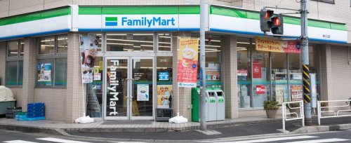 コンビニ　ファミリーマート 神大入口店（コンビニ）まで442m