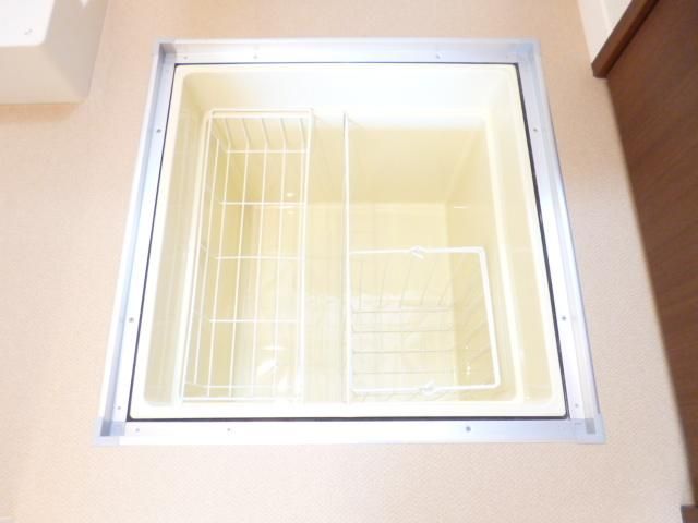 その他　床下収納