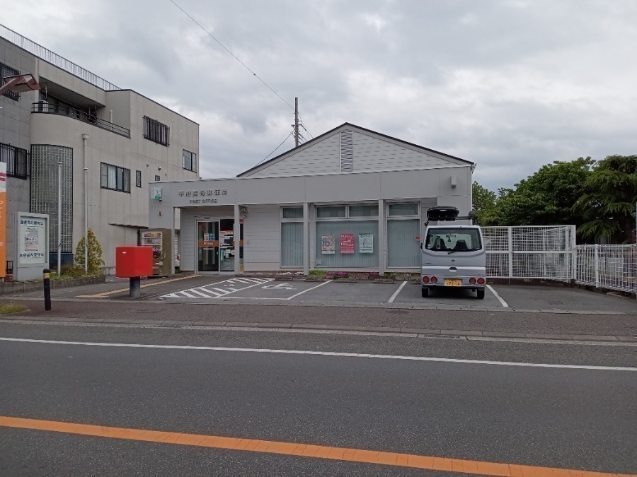 郵便局　甲府国母郵便局（郵便局）まで289m