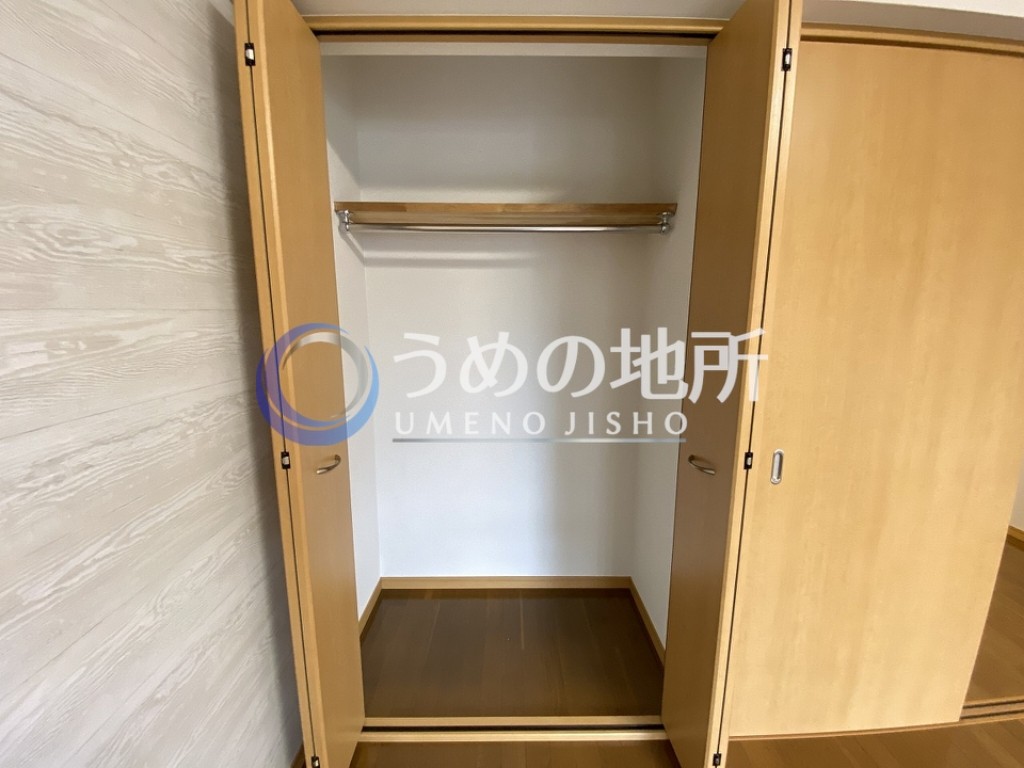 収納　洋室収納