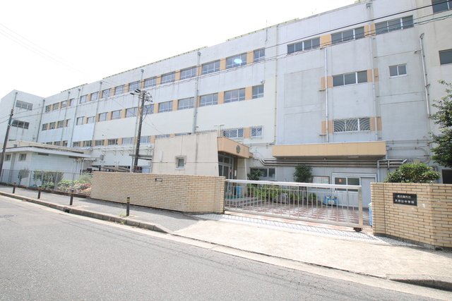 中学校　名古屋市立天神山中学校（中学校）まで1000m