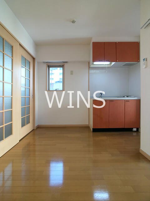 居室・リビング　※別部屋参考写真です。