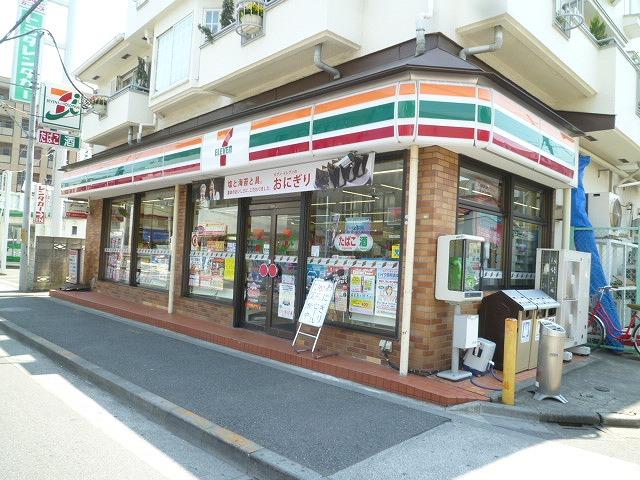 コンビニ　セブンイレブン（コンビニ）まで128m