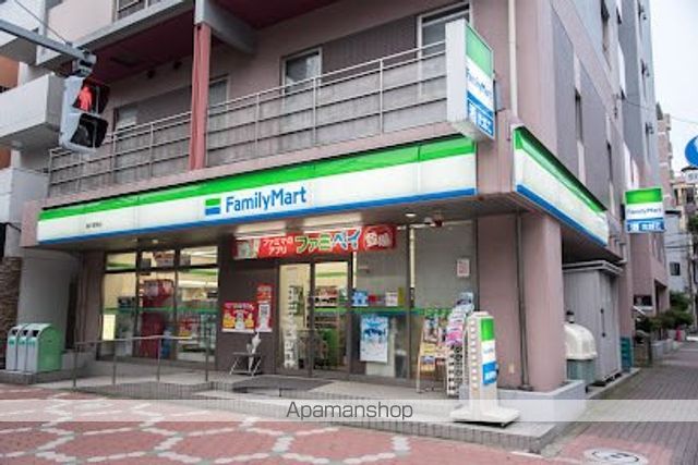 コンビニ　ファミリーマート亀戸駅南店（コンビニ）まで101m