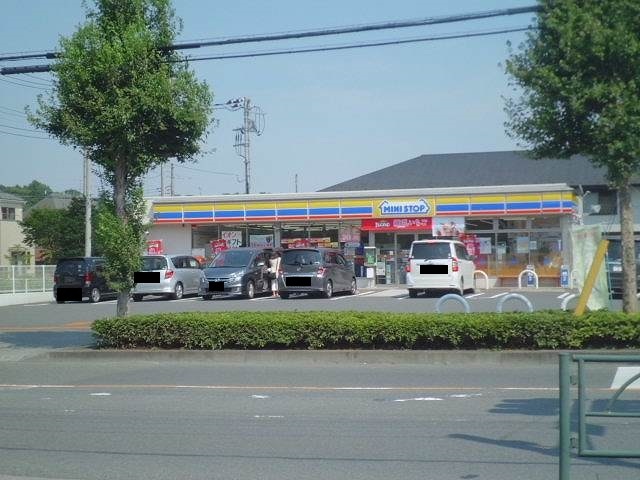 コンビニ　ミニストップ（コンビニ）まで290m