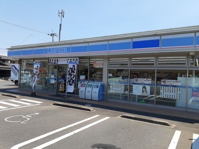 コンビニ　ローソン姶良東餅田店（コンビニ）まで800m
