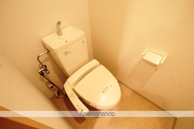 東明マンション新東のトイレ写真