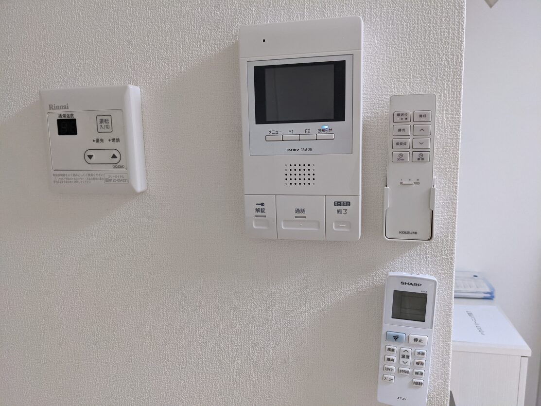 セキュリティ　TVモニター付きインターホン　同タイプ別部屋写真