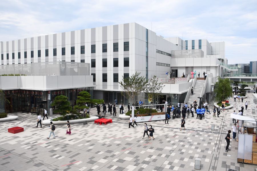 ショッピングセンター　HANEDA　INNOVATION　CITY（ショッピングセンター）まで1142m