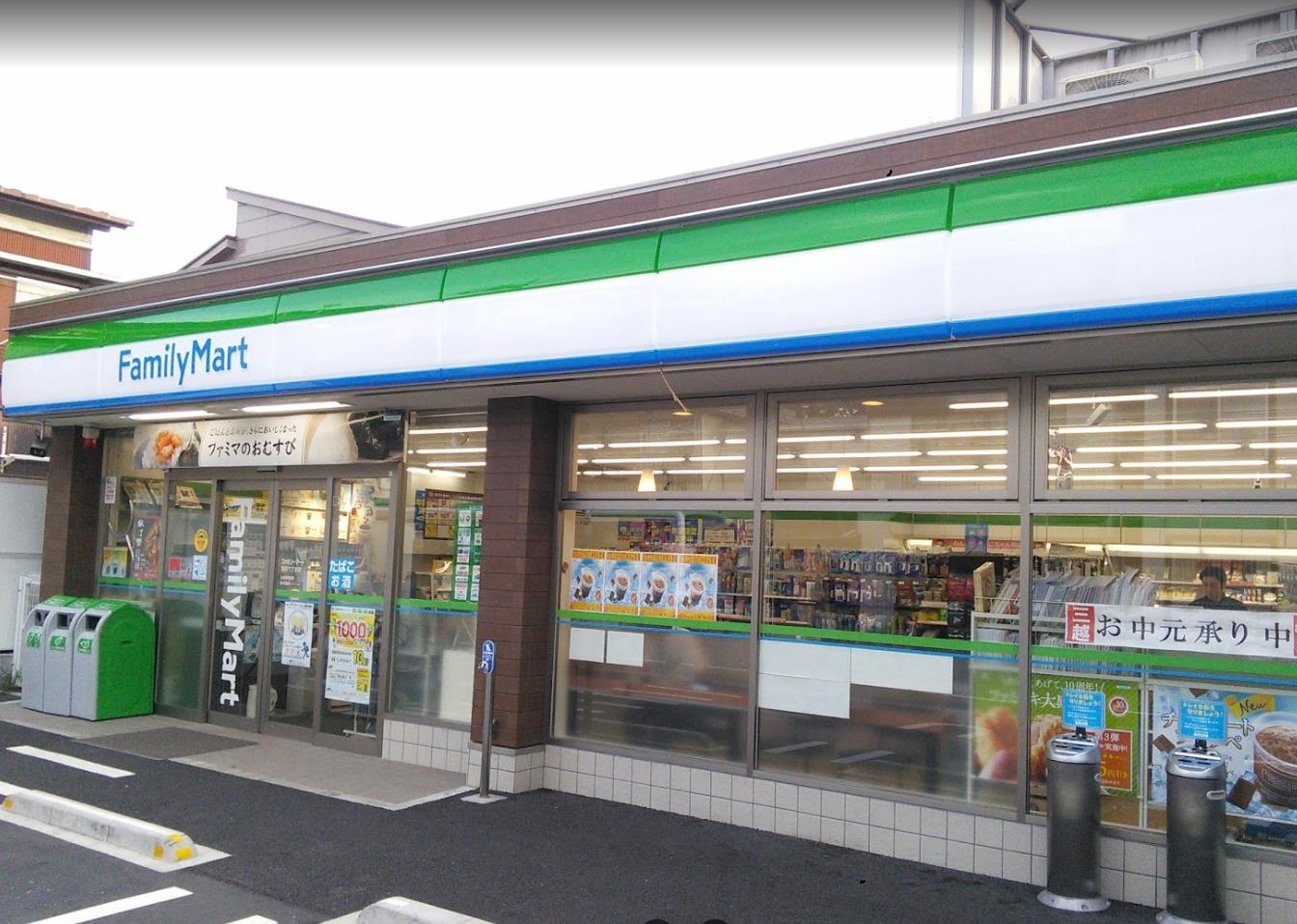 コンビニ　ファミリーマート羽田六丁目店（コンビニ）まで146m