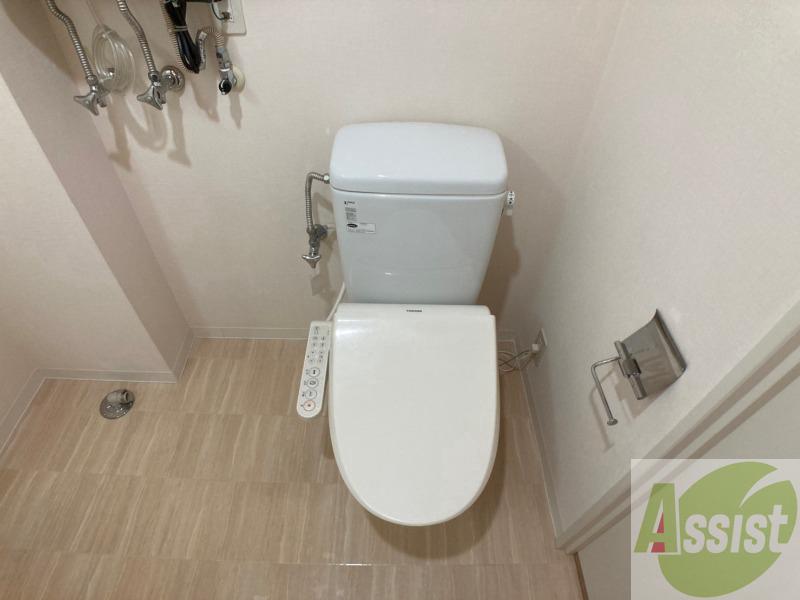 トイレ　トイレです。ウォシュレット付を探している方、おすすめです。