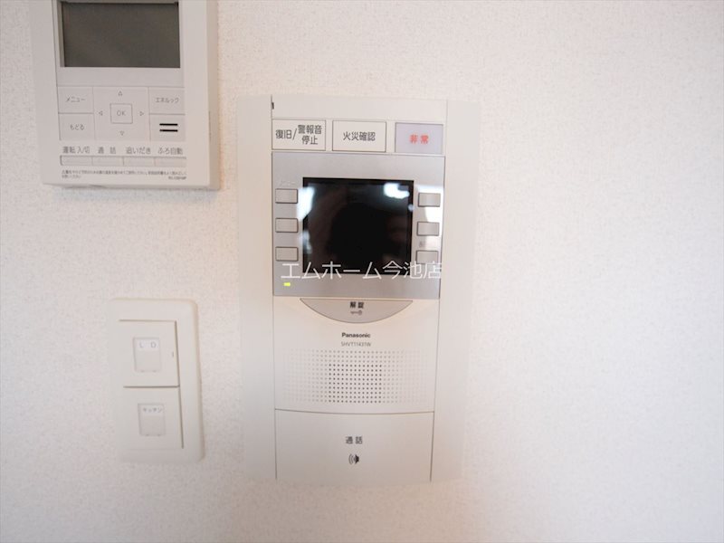 セキュリティ　TVモニター付インターホン完備