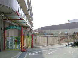 幼稚園・保育園　なかよし保育園（幼稚園・保育園）まで520m
