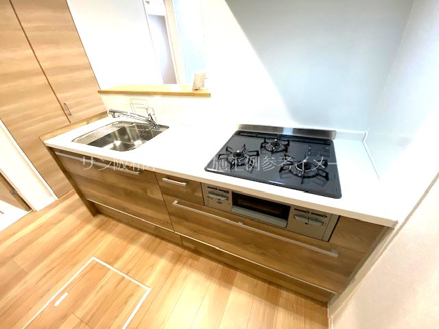 キッチン　同仕様・同メーカー施工例参考イメージ画像