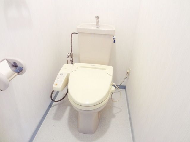 トイレ　★お部屋探しは株式会社タウンハウジング東京まで★