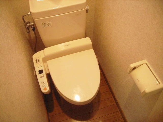トイレ　別号室