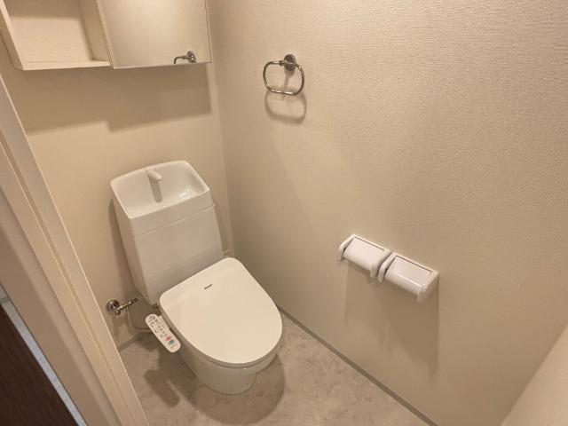 トイレ　シャワー付トイレ