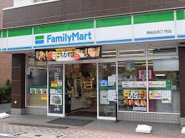 コンビニ　ファミリーマート 芝公園店（コンビニ）まで304m