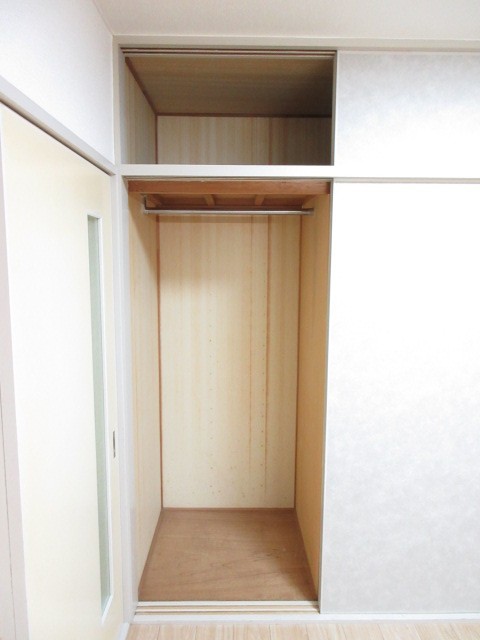 収納　ウォークインクローゼット付き