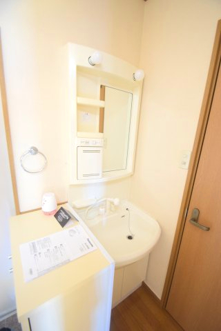 洗面設備　忙しい朝には欠かせない洗面所です