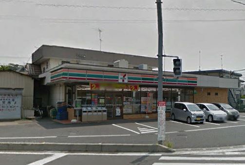 コンビニ　セブンイレブン蓮田南店（コンビニ）まで375m