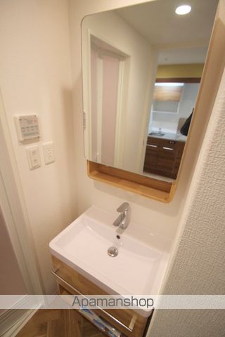 ラシーヌ瓦屋町の内装写真