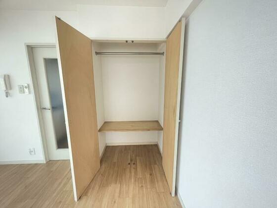収納　※他のお部屋の写真となります。（参考写真）