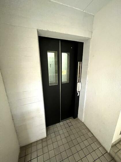 その他共有部分　エレベーター付き！
