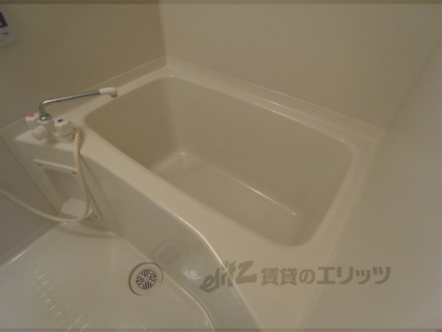 シャルレ1番館の風呂写真