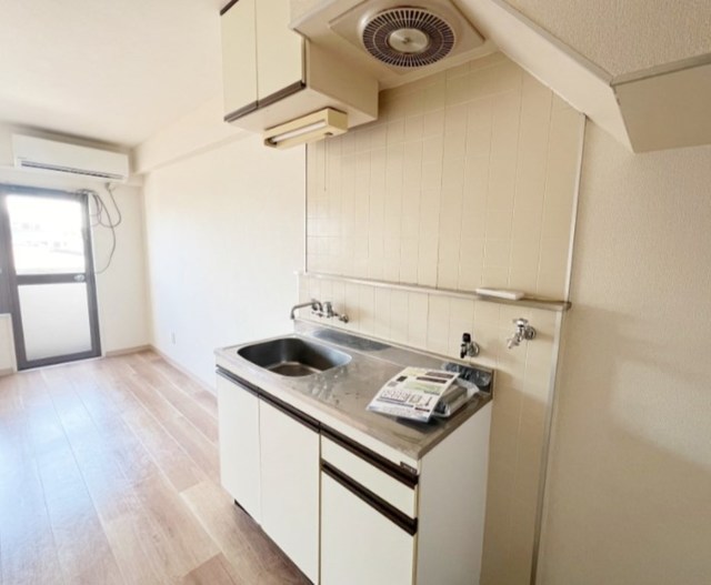 キッチン　別部屋同仕様タイプ
