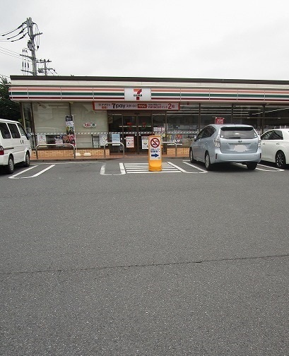 コンビニ　セブンイレブン（コンビニ）まで350m