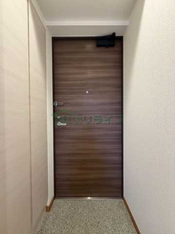 グランカーサ行徳の玄関写真