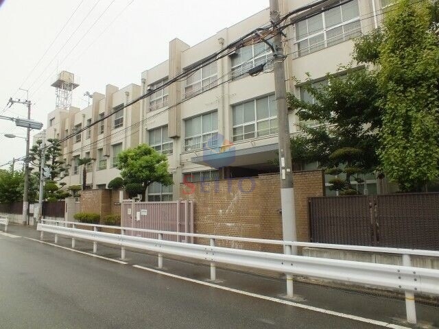 小学校　大阪市立三津屋小学校（小学校）まで1563m