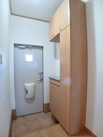 玄関　シンプルで使いやすい玄関です