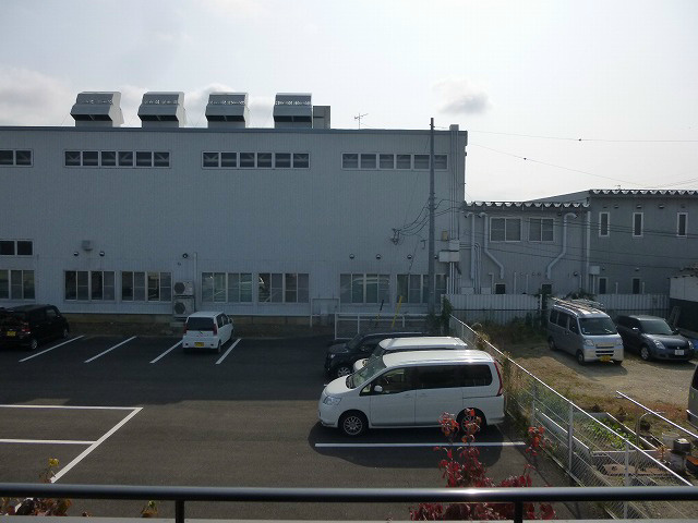眺望　写真は203号室です（参考）