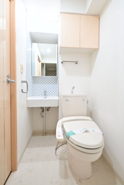 トイレ　落ち着いたトイレです
