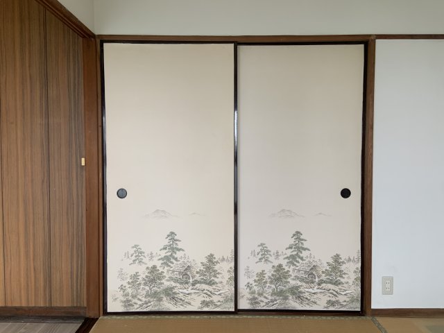収納　和室の押し入れです