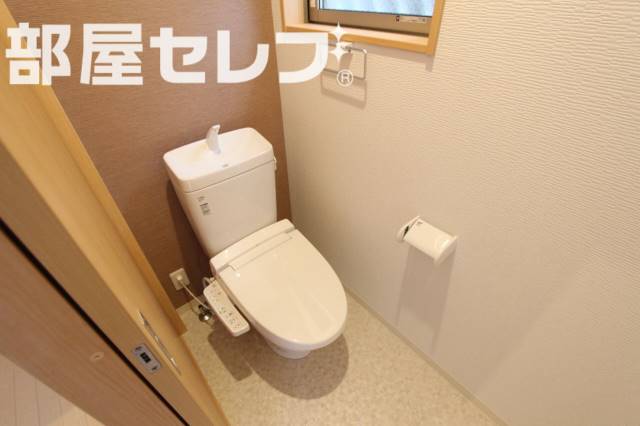KAZカーサ戸田 B棟のトイレ写真